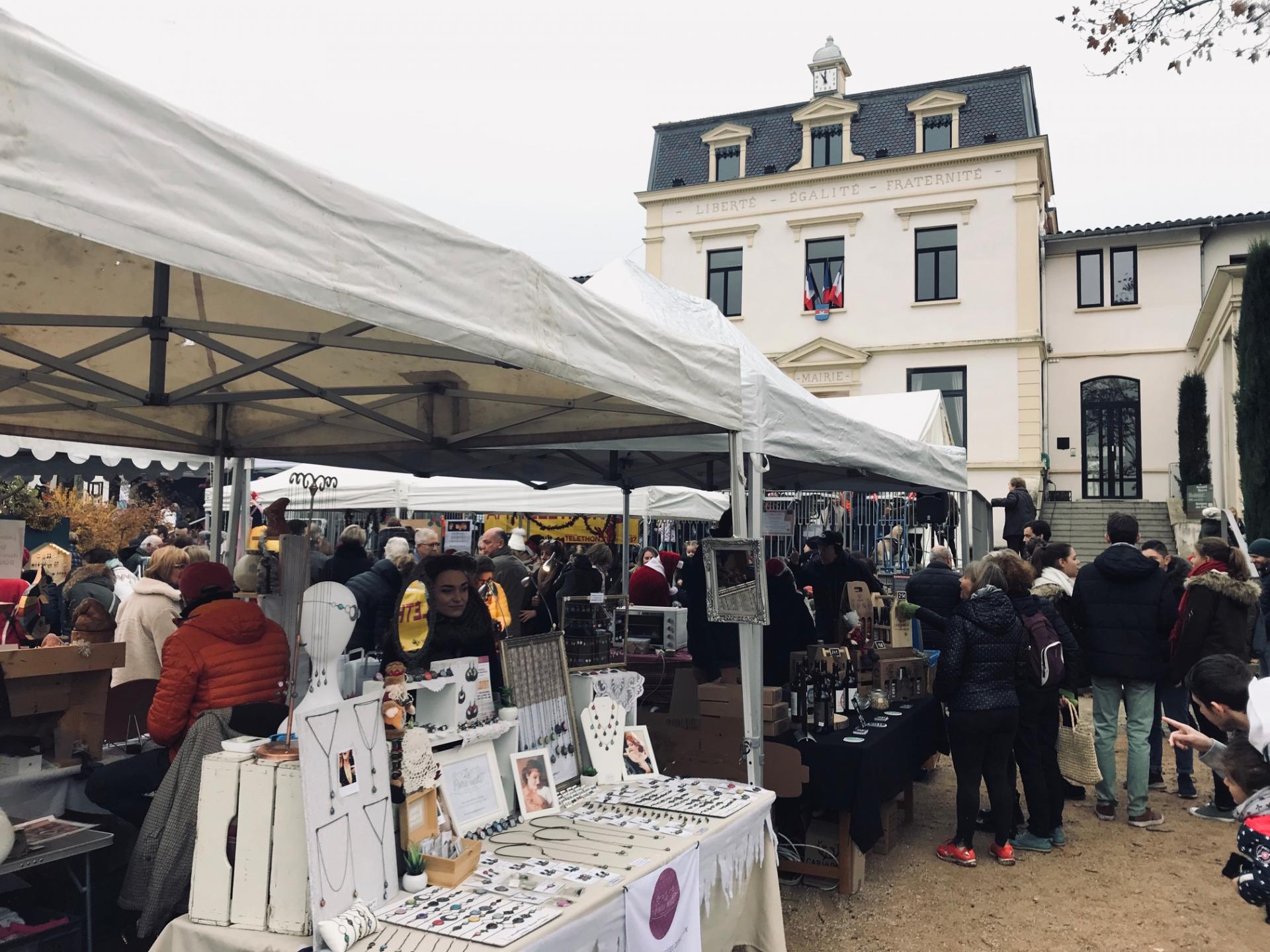 Le marché de noël - APEL Saint Charles